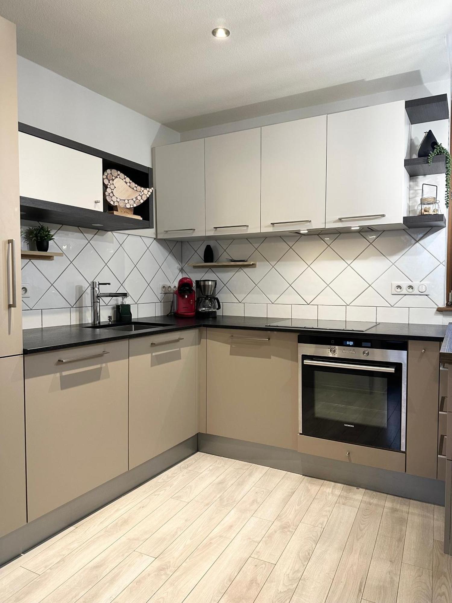 Jeannette Apartment รีโบวิลเล ภายนอก รูปภาพ
